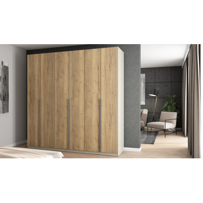 6-türiger Kleiderschrank öffnend 240 x 240 cm – Kaschmir Beige / Eiche Halifax mit silbernen Griffen